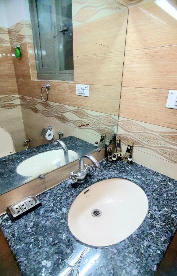Royal Hotel Naran Luaran gambar