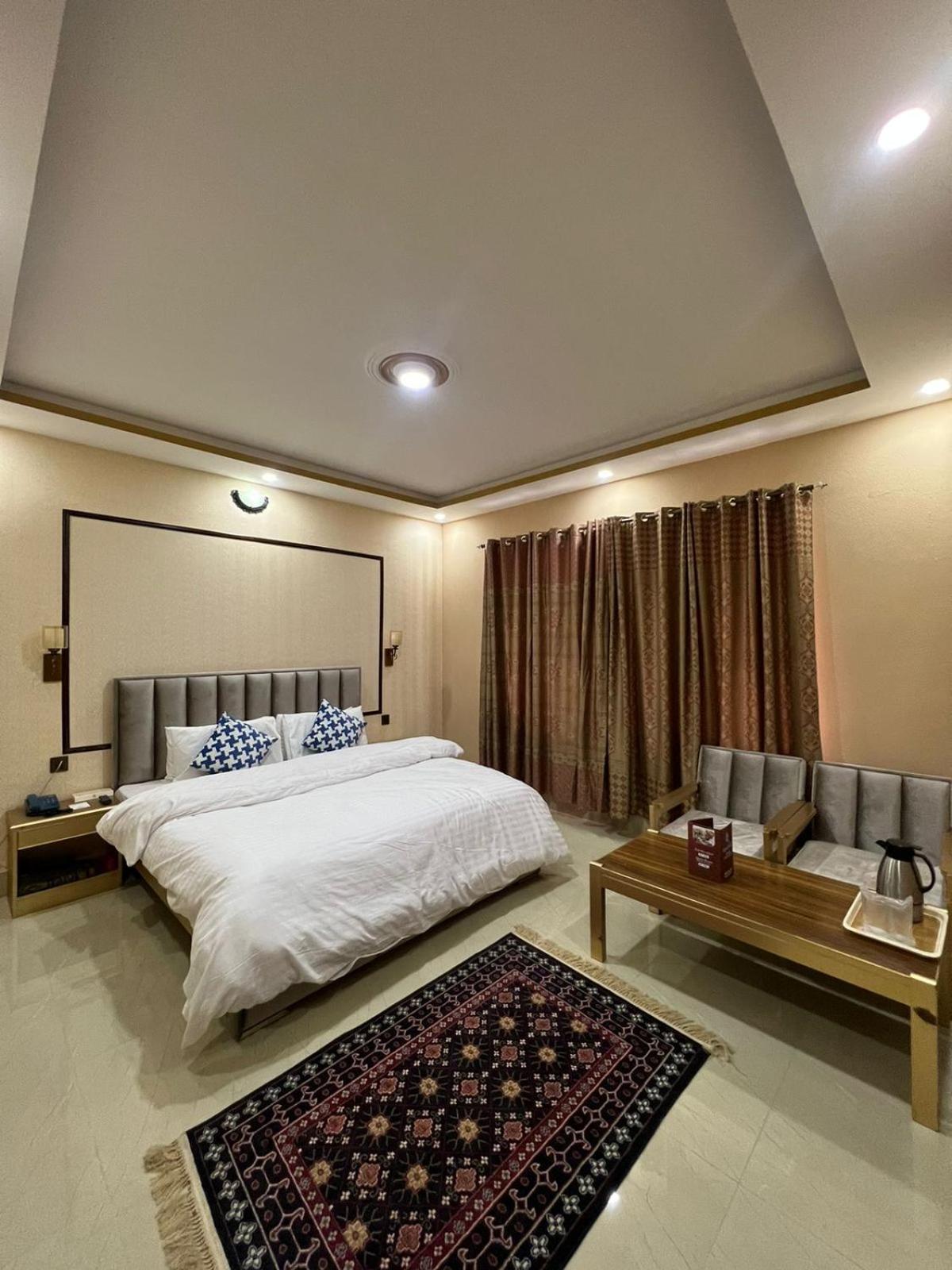 Royal Hotel Naran Luaran gambar